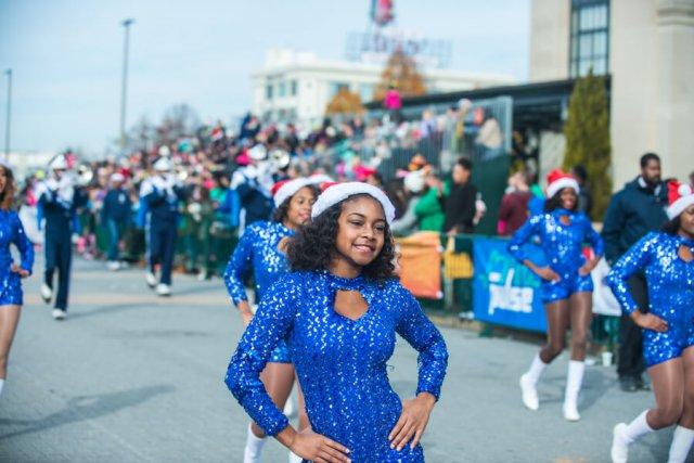 Dominion Christmas Parade 2016